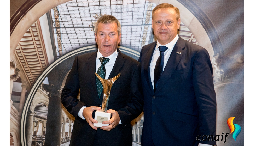 Luciano Valle recibi� el premio Manuel Laguna 2026