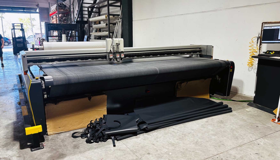 Mesa de corte CNC para distintos tipos de tejido en las instalaciones de Espacio Artex