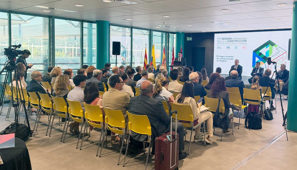 Un instante del acto de presentaci�n de la II Semana Internacional de la Construcci�n y Veteco