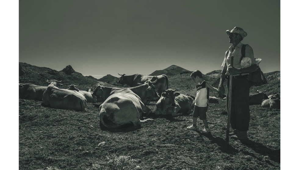 �Pasado y futuro�, de Urbano Su�rez, imagen ganadora en la categor�a �Relevo rural�