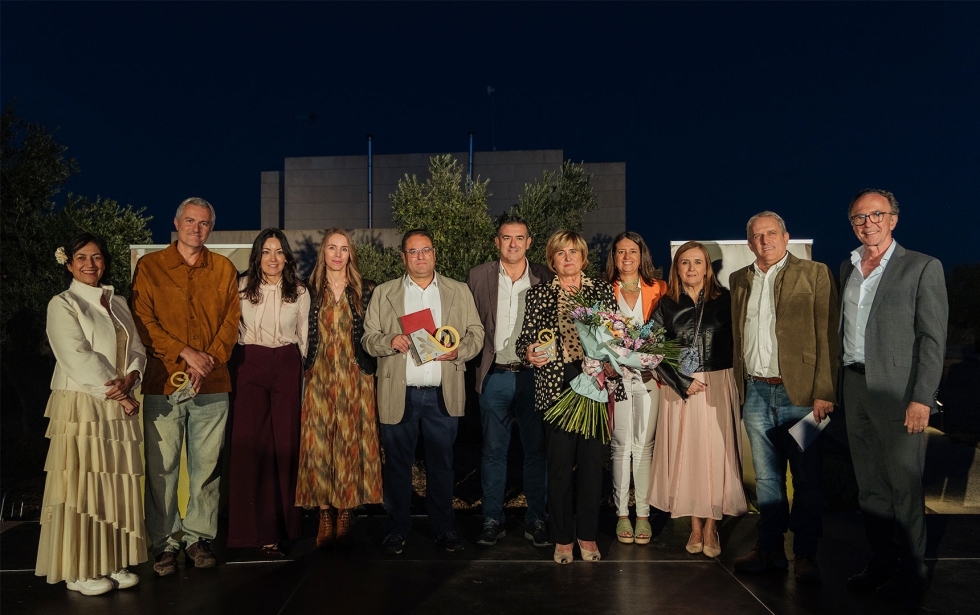 Jurado, premiados y miembros asociaci�n