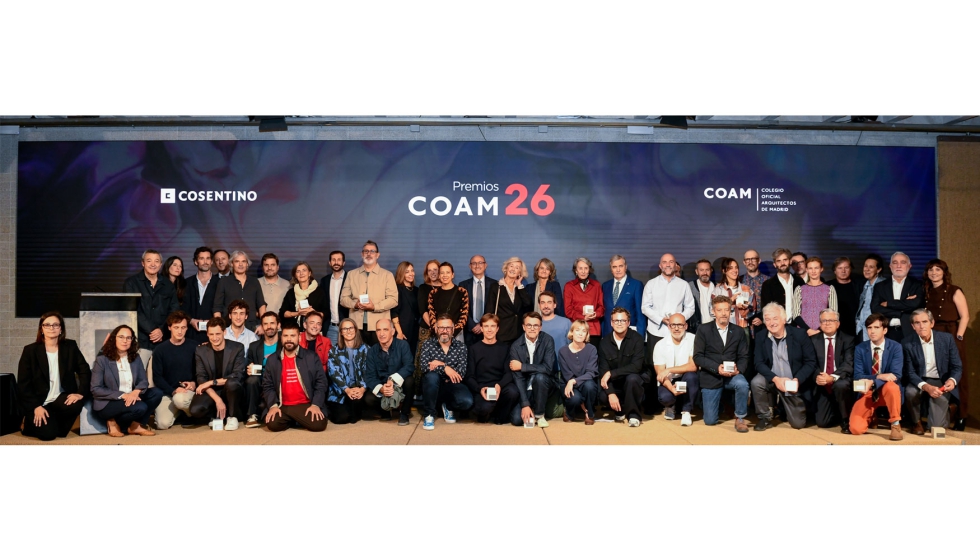 Foto de familia en los Premios COAM 2026 en el marco de la XXIII Semana Internacional de la Arquitectura