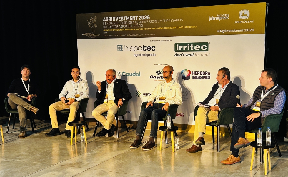 Participantes en la mesa redonda 'Gesti�n del riesgo en cultivos de alto valor: agua, clima y mercados'