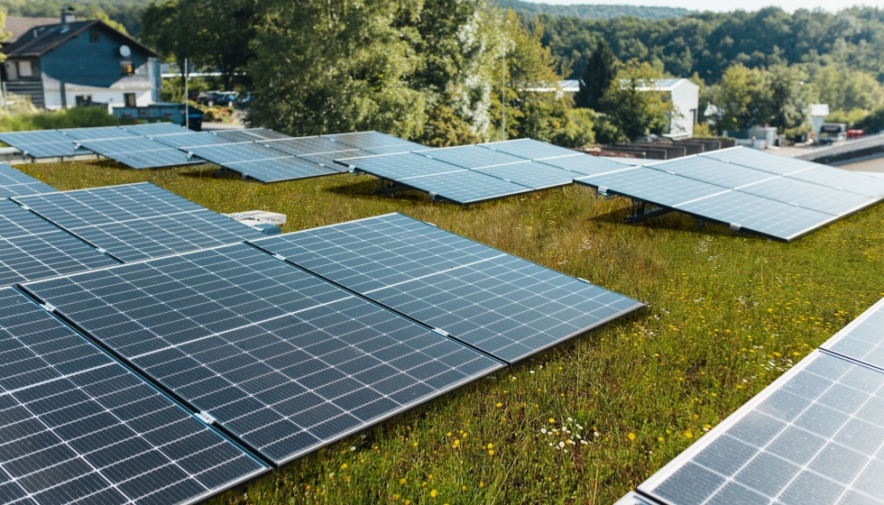 A instala��o de pain�is fotovoltaicos permite aproveitar as coberturas para produzir eletricidade