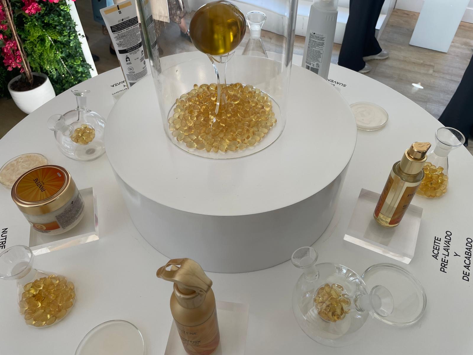 Presentaci�n nueva gama Glowtox Capilar de Pantene