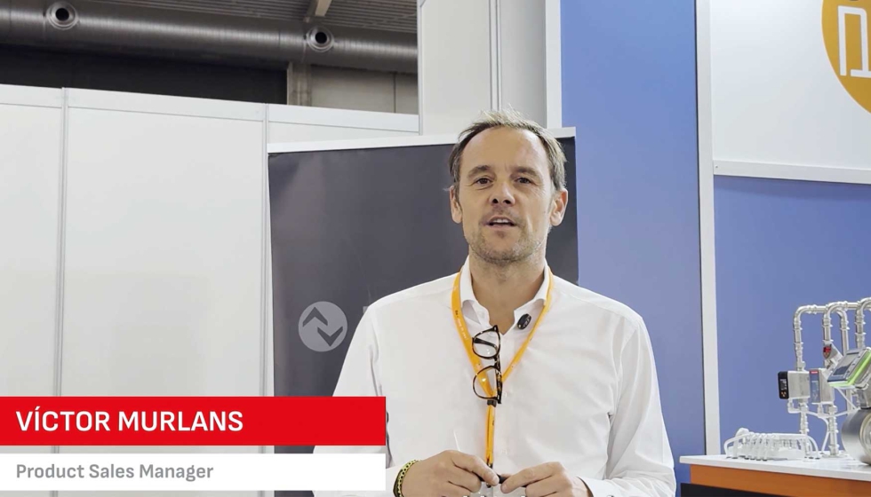 Victor Murlans en el stand de ifm en Alimentaria FoodTech