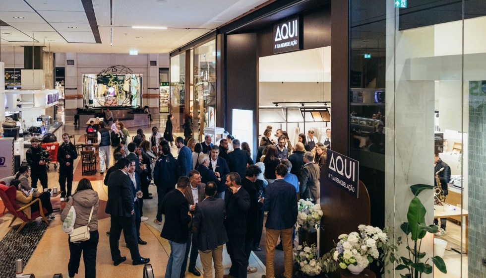 Tienda de Aqu� tu Reforma en el centro comercial Colombo de Portugal
