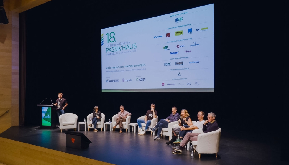 Tras una primera jornada marcada por el debate sobre vivienda, eficiencia y costes energ�ticos...