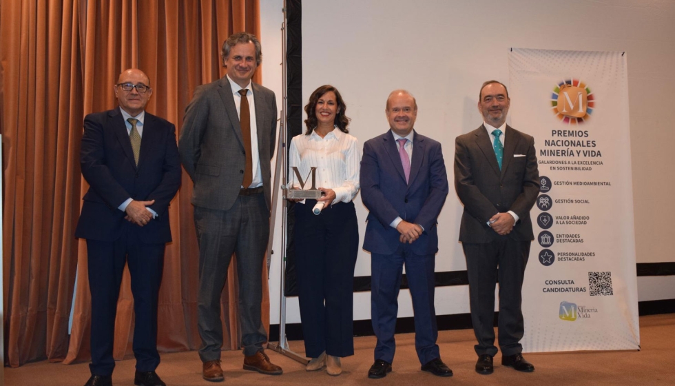 Premio a Knauf por su estudio Mitos y realidades de la miner�a en los III Premios Fundaci�n Miner�a y Vida en la categor�a Proyecto destacado en...