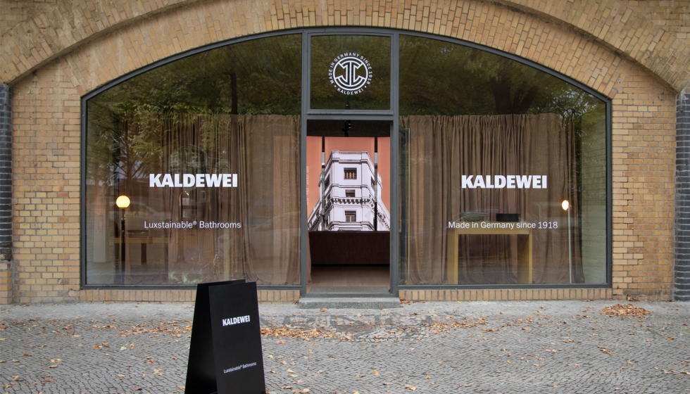 El showroom de Kaldewei en Berl�n acoge por primera vez la instalaci�n 'Fuerza Suave', dise�ada por ILV* Isabel L�pez Vilalta para Casa Decor 2026...
