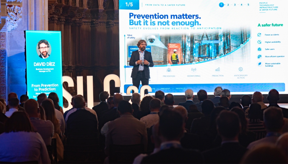 David D�ez, del Instituto Tecnol�gico de Arag�n, present� soluciones basadas en inteligencia artificial y gemelos digitales para anticipar riesgos...