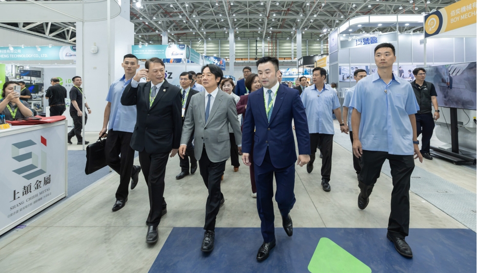 El presidente de Taiw�n, Lai Ching-te (en el centro), asiste por segundo a�o consecutivo a la feria TiTE x IHT...