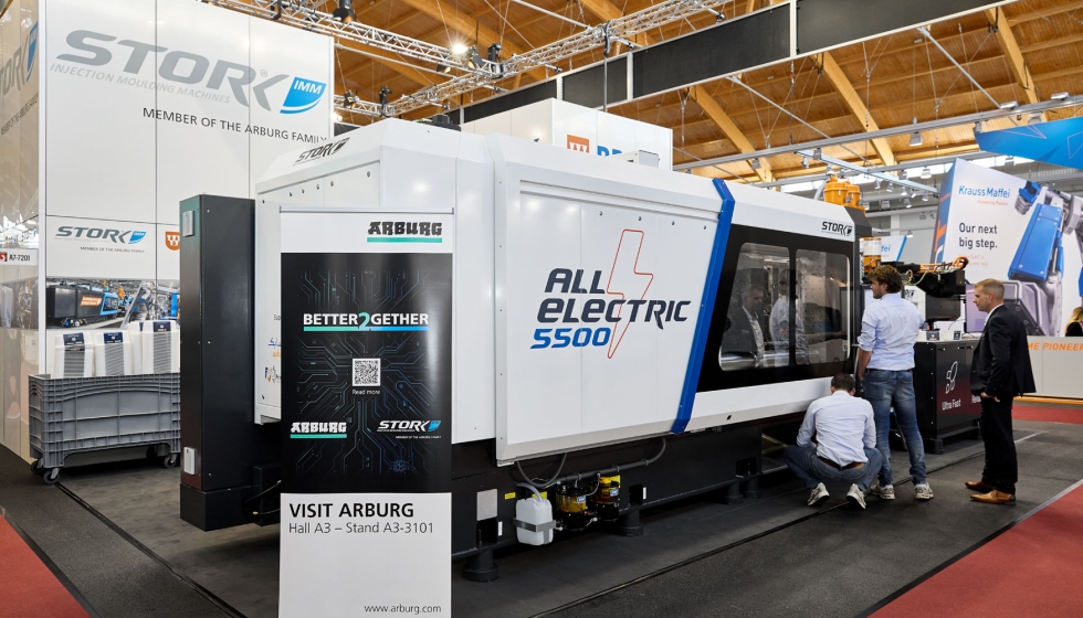 Stork IMM present� en su stand una m�quina All-Electric 5500 totalmente el�ctrica...