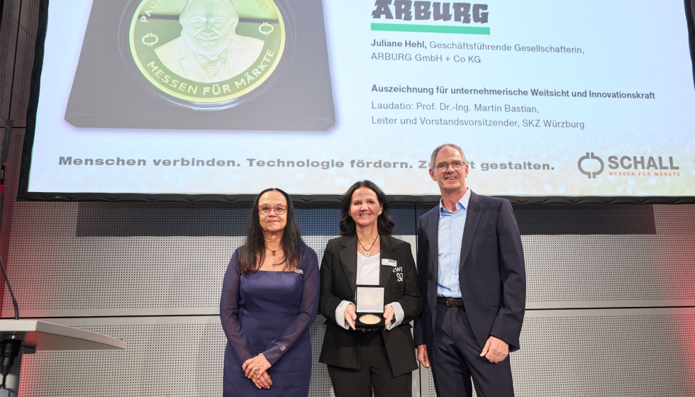 Juliane Hehl recibe la primera medalla Paul Eberhard Schall de Fakuma 2026