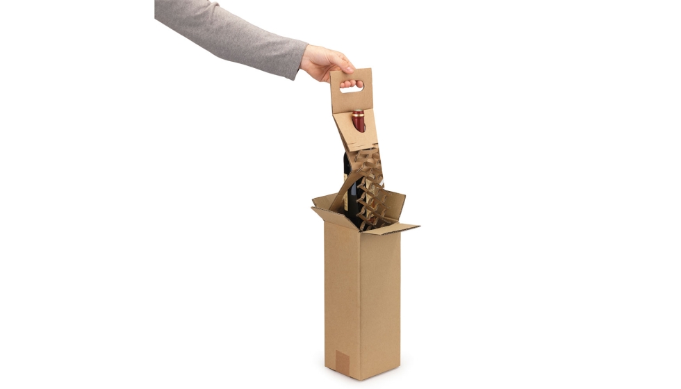 La caja integra un sistema de sujeci�n de cart�n que mantiene las botellas inmovilizadas durante el transporte