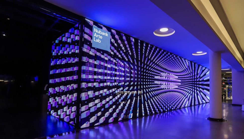 El n�cleo del espacio es una amplia plataforma audiovisual dise�ada e integrada por ON...