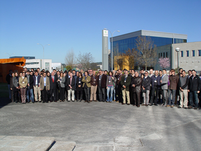 Noventa personas, entre industriales, tcnicos, prescriptores, instaladores y estudiantes afines al sector...