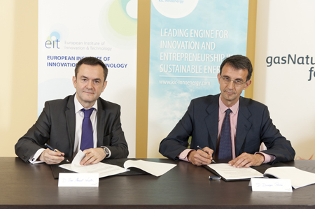 Firma del acuerdo entre el EIT y KIC InnoEnergy