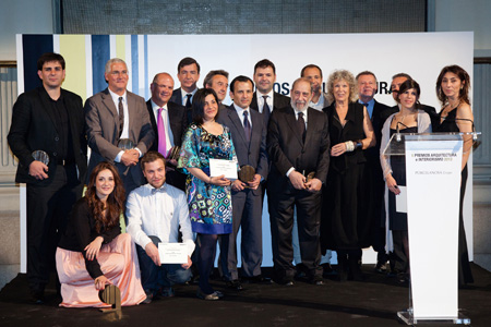 Premiados y miembros del jurado en los quintos Premios Porcelanosa de Arquitectura e Interiorismo