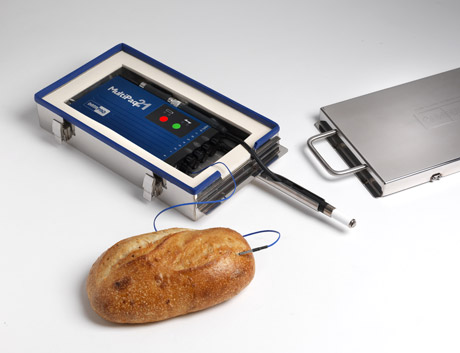 The system Food Tracker of Datapaq offers a half reliable of measurement of the true temperature of the product and of the environingingment in the...
