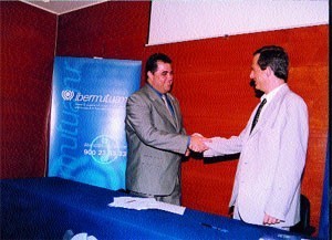 Jordi Cerezuela, director general de Ibermutuamur en Catalua y Aragn (izquierda), y Ferran Puig...