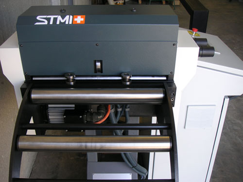 STMI ofrece tambin una amplia gama de soluciones en perifricos para el sector de la estampacin metlica