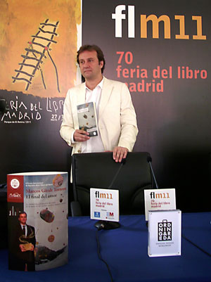 Presentacin de 'El final del amor', II Premio Internacional de Narrativa Breve Ribera del Duero, en la Feria del Libro de Madrid...