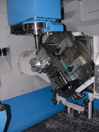 Mazak machining center, Microlan can offer very complex parts and very narrow tolerances
