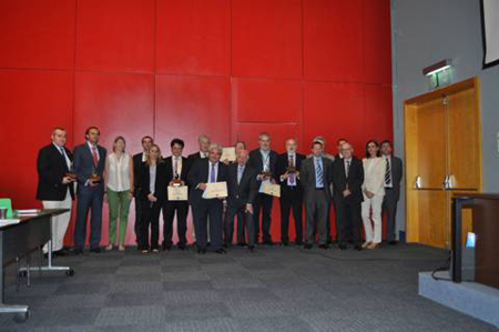 Foto de grupo con los galardonados en los Premios Bioenerga 2012