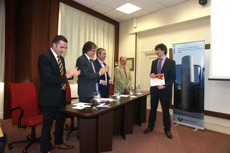 Entrega del Premio Accenture al Mejor Proyecto Fin de Carrera de la Escuela Tcnica Superior de Ingeniera de Bilbao