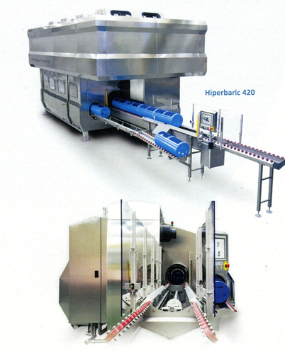 Fig.3. Procesador Hiperbaric de AP con capacidad de 420 litros. El dimetro del cilindro de presin es de 38 cm