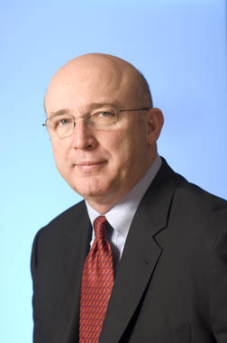 Michael Kneeland, presidente y director ejecutivo de United Rentals