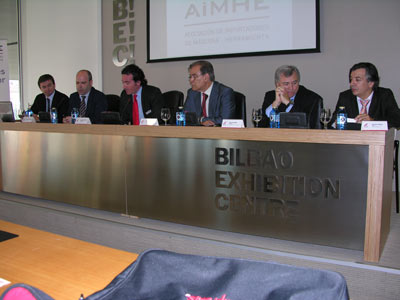 La Junta Directiva de AIMHE, en rueda de prensa durante la BIEMH