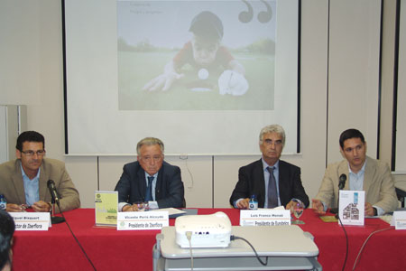 Los directores y presidentes de Iberflora y Eurobrico, durante la rueda de prensa en el Jardn Botnico de Valencia