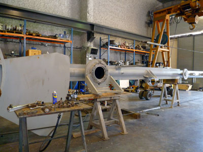 En las instalaciones de Fluxel, en Martigues, se realizan las tareas de mantenimiento de las tuberas de las terminales