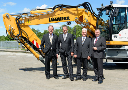 De izquierda a derecha: Hermann Moll, Joachim Strobel, Wolfgang Remlinger y Karl-Heinz Knor