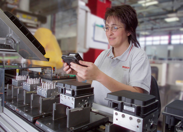 Desde el inicio de su fabricacin en 1995, Bosch ha fabricado 75 millones de sistemas ESP...