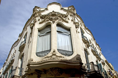 Casa Guardiet, ejemplo de la corriente Modernista en el Peneds. Foto: Domnec Freixedas