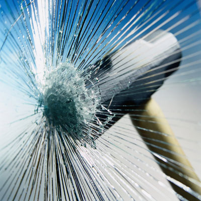 Las lminas de seguridad para proteccin de cristales se comportan como un elemento disuasorio contra los intentos de robo...