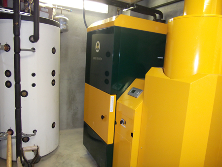 Caldera de biomasa instalada en una guardera