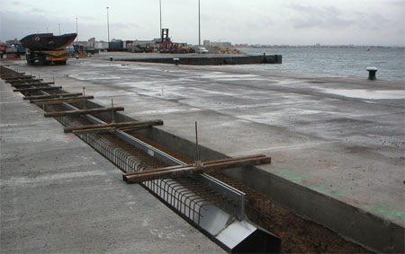 Instalacin de un sistema de drenaje en zona portuaria