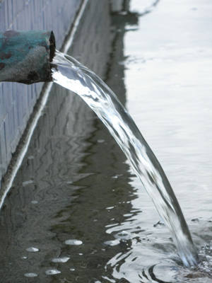 La Ley prohbe la reutilizacin de aguas para el consumo humano