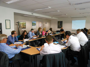 Los representantes de los clsters europeos de textiles de uso tcnico participantes en el proyecto durante la reunin de inicio del mismo...