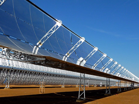 Las centrales termosolares espaolas en plena operacin produciendo electricidad tienen una potencia conjunta de 1 581 MW, que suponen el 72...