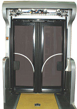 Masats presenta en FIAA la versin elctrica de un nuevo concepto de la puerta basculante 029G