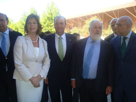 En la foto, la alcaldesa de Zafra, Gloria Pons junto al presidente del Gobierno de Extremadura, Jos Antonio Monago y el Ministro de Agricultura...