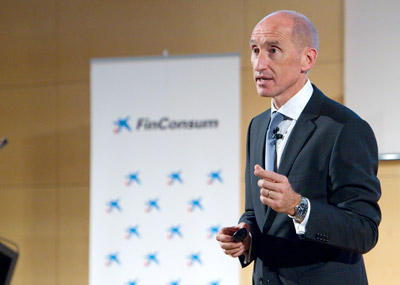 Fran�ois Miqueu, consejero delegado de FinConsum y CaixaRenting, durante su intervenci�n