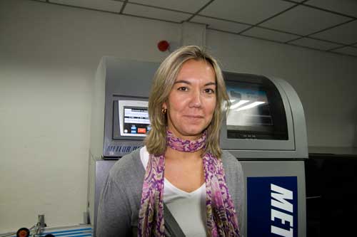 Mar Miguel Lpez, de CGA, en las instalaciones de la empresa