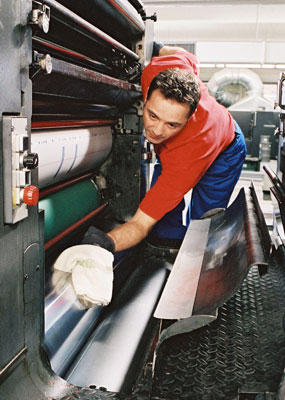 Las imprentas emplean tintas y disolventes que una vez retirados de las mquinas se convierten en residuos