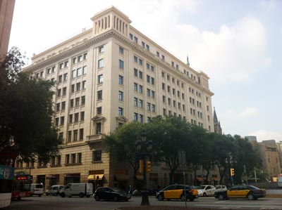 Pérez y Cia arrienda 674 m² en Via Laietana 33 de Barcelona - Oficinas y  Centros de Negocios
